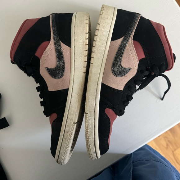 Mid rise air jordans in canyon rust - Picture 3 of 6